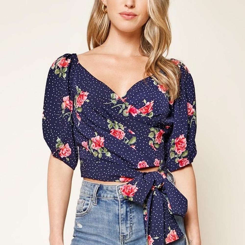 Sugarlips Floral Puff Sleeve Crop Top